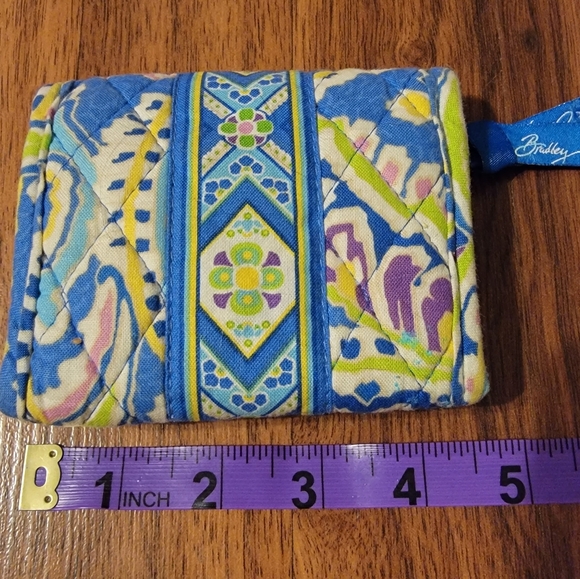 Vera Bradley Expandable Wallet - Capri Blue Pattern - Picture 4 of 4